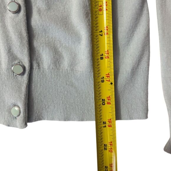 New York & Company Light Button Up Cardigan Sweater Size M - Picture 8 of 8